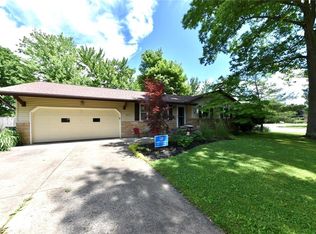 3610 Sandburg Dr, Youngstown, OH 44511