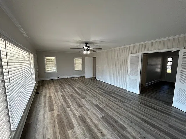 156 Main St — Photo 10