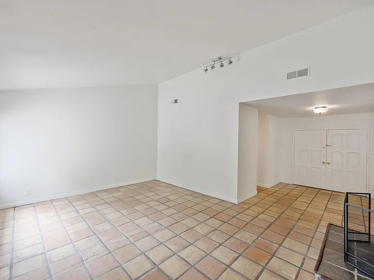 1114 Evenstar Ave — Photo 16