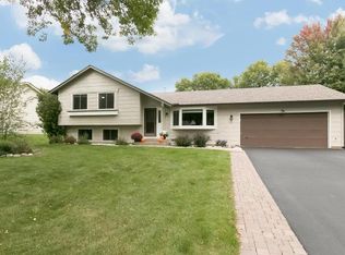 7330 Berkshire Way N, Maple Grove, MN 55311
