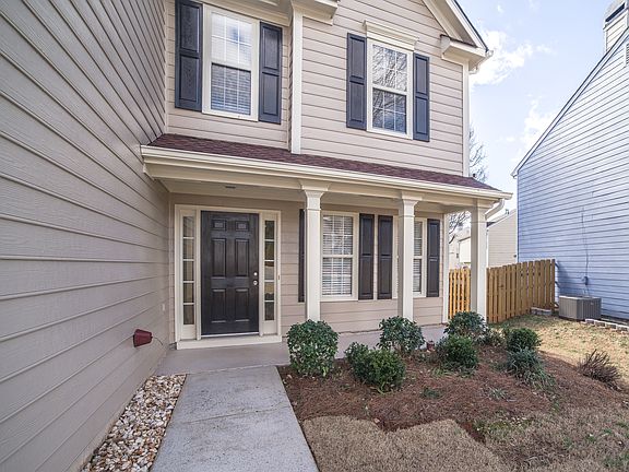3rd image of 949 Dominion Walk Dr