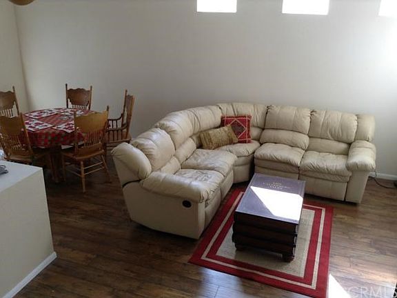 5th image of 1828 Rosemont Cir