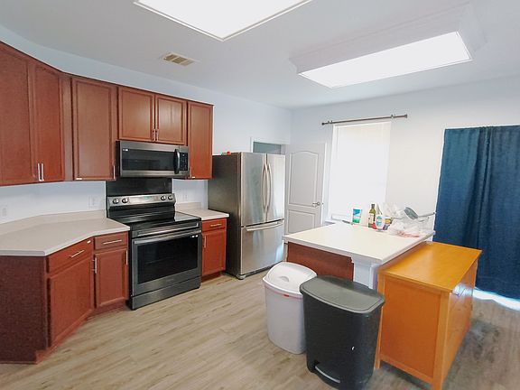 4th image of 8001 Bannock Ln