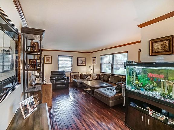 5th image of 11579 Bon Air Dr NW