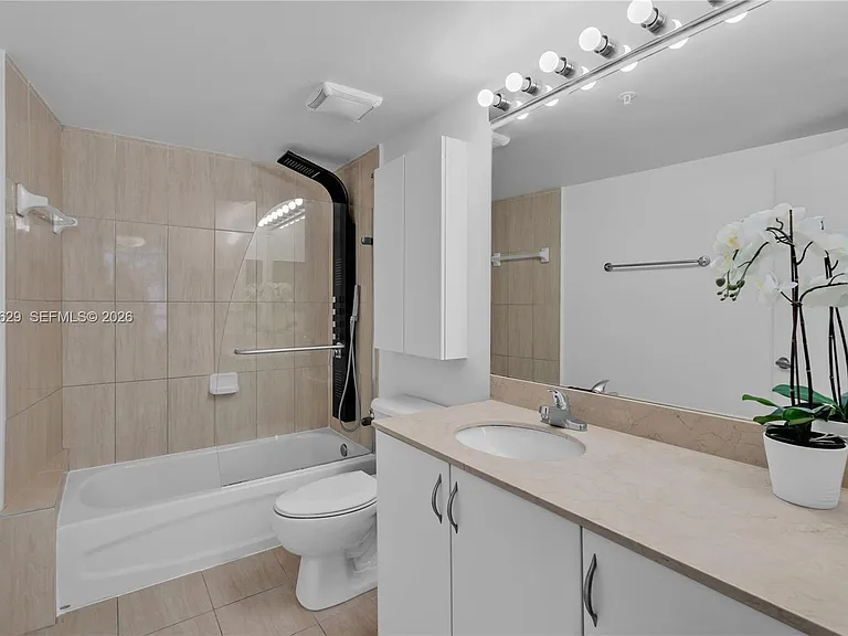 1750 N Bayshore Dr #1602 — Photo 10