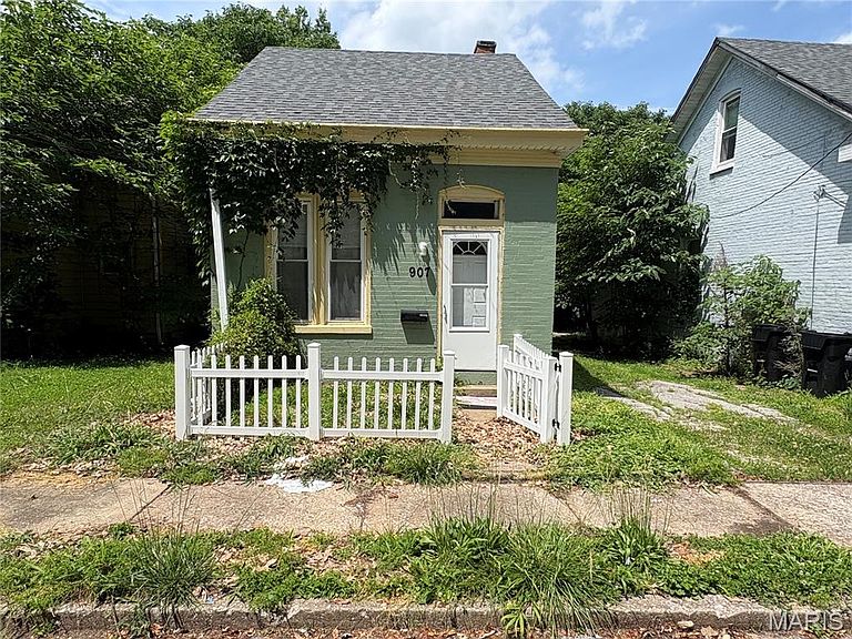 Listing photo 3