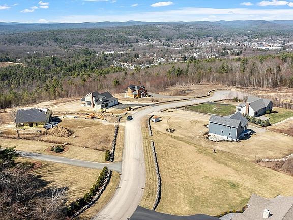 3rd image of 497 Ridge Rd