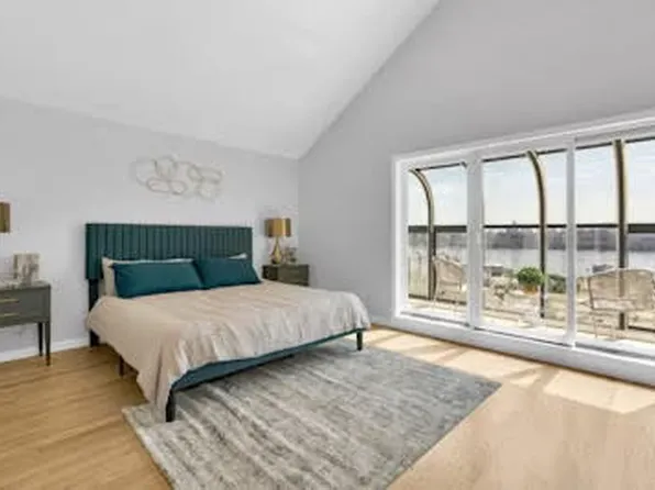 1 Columbus Place image 9 of 18