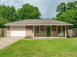604 S Maxey St, Sherman, TX 75090