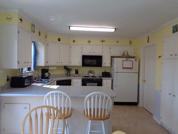 2nd image of 742 Low Meadow Dr