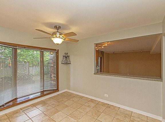 5th image of 569 E Juniper Dr