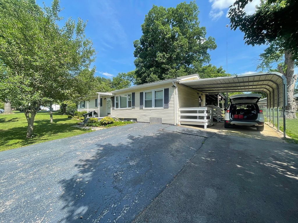 3020 Elinor Dr - Property Image