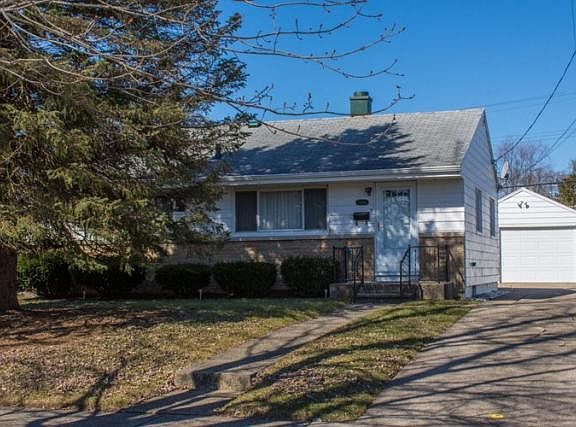 3rd image of 2409 Rockne Dr
