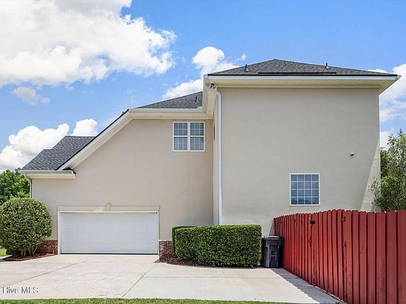5th image of 3483 Greenway Drive