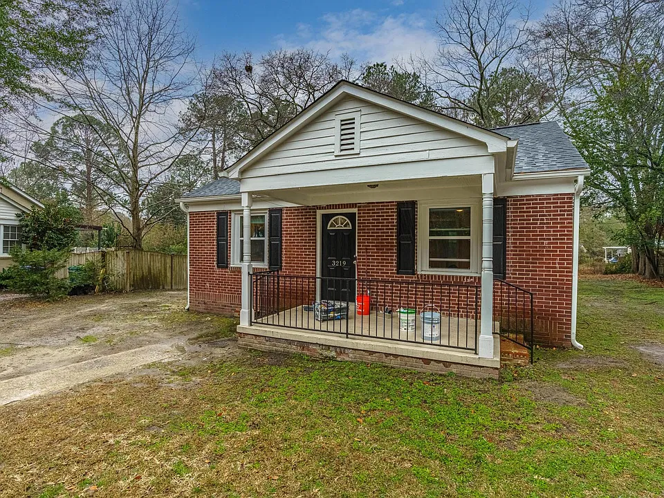 3219 Bagnal Dr