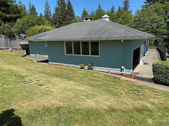 5th image of 1701 Sherwood Lane