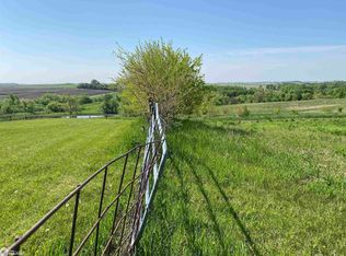 325th Cardinal Ave, Clear Lake, IA 50428