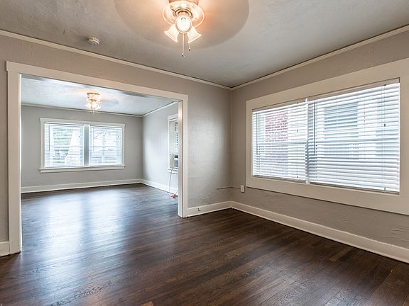 2nd image of 1115 W 40th St #4544317