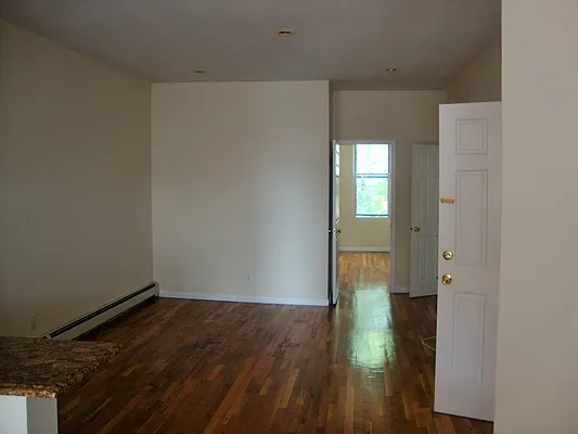 Rented by Tri Boro Terrace Realty | media 22