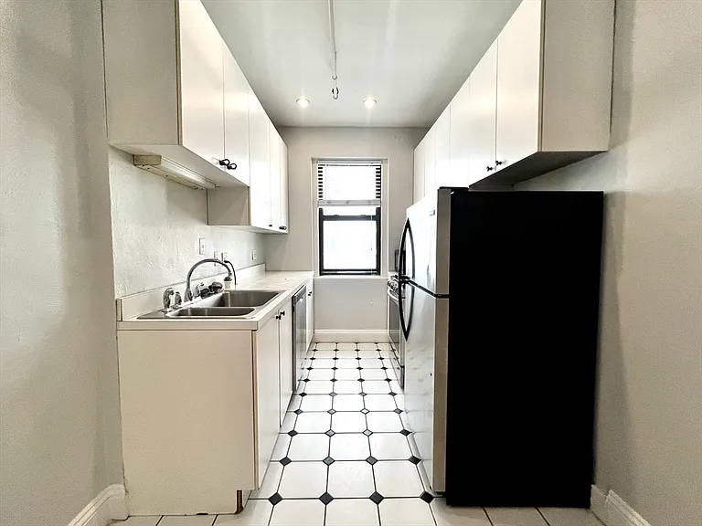 82 Jersey St #31 — Photo 9