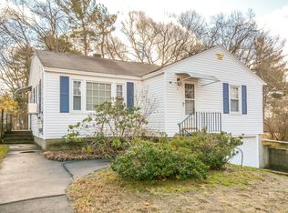 6 Catherwood St, Tewksbury, MA 01876