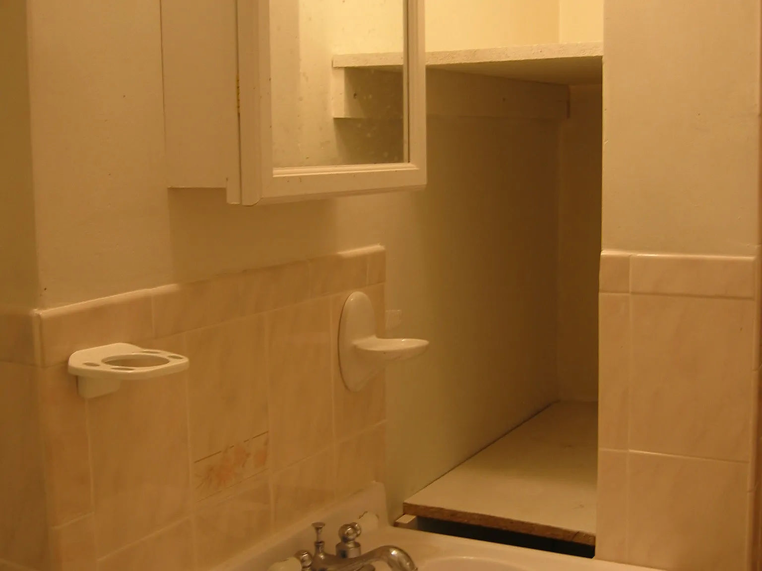 2 bed, 999 sqft, $2,550 — Photo 4