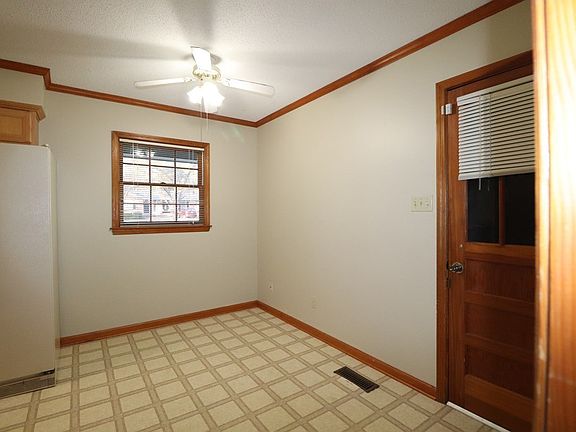 4th image of 1209 Kimberly Dr