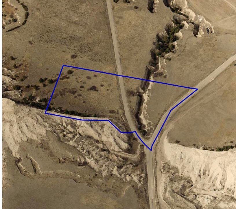 2nd image of Derringer Rd