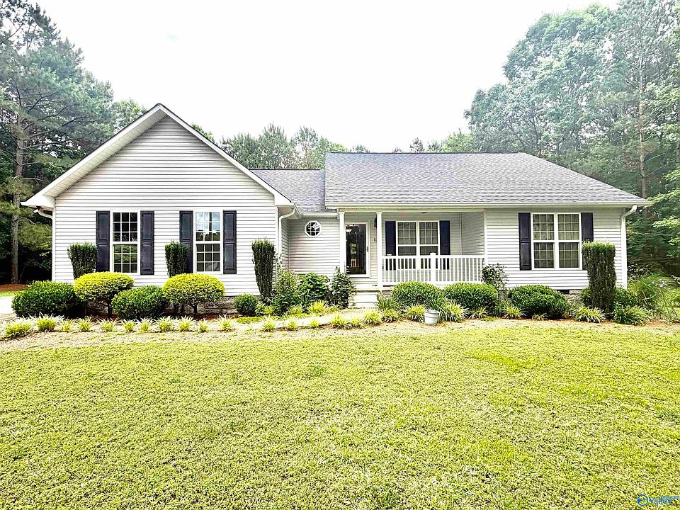 1st image of 270 Crosley Ln