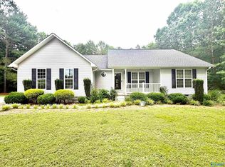 270 Crosley Ln, Boaz, AL 35956