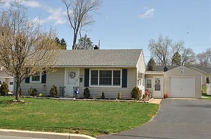 3rd image of 305 Stelko Ave
