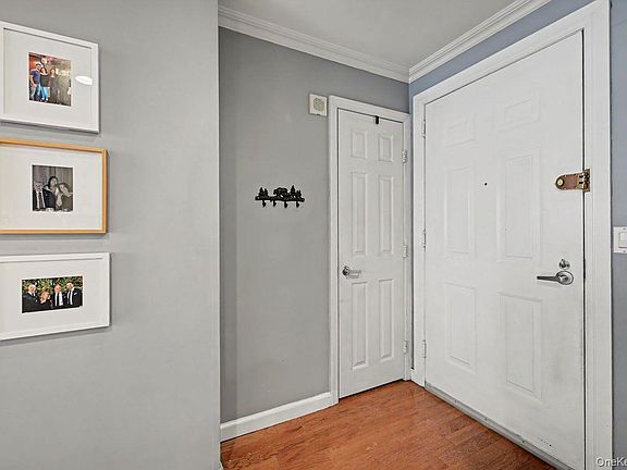3rd image of 300 Mamaroneck Avenue #419