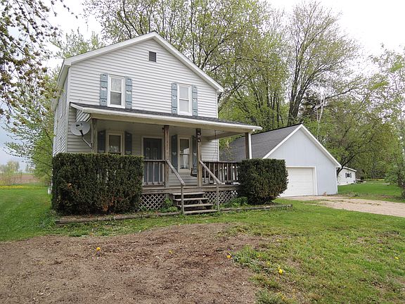 2nd image of 55 E Division St