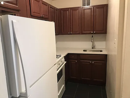 Rented by null | media 9