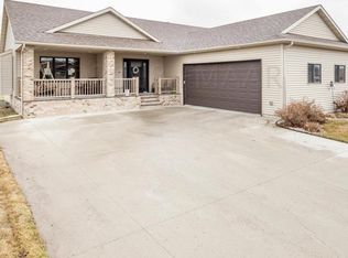 3706 Dorothea Ct S, Fargo, ND 58104