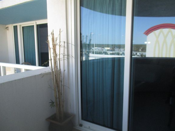 5th image of 2100 N Ocean Blvd. #1121