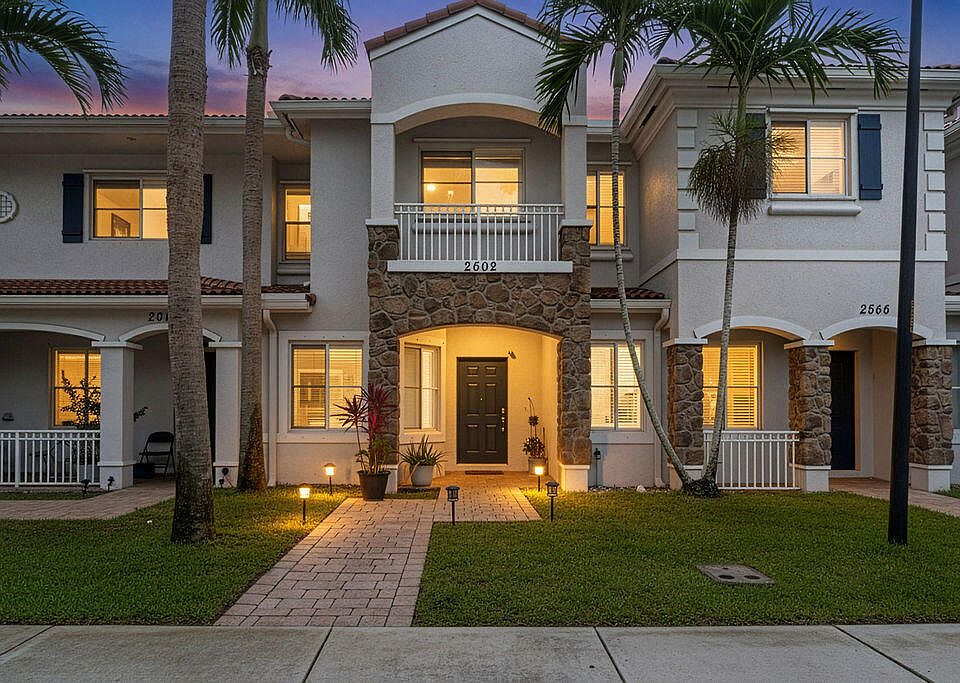 1st image of 2602 SW 82nd Avenue