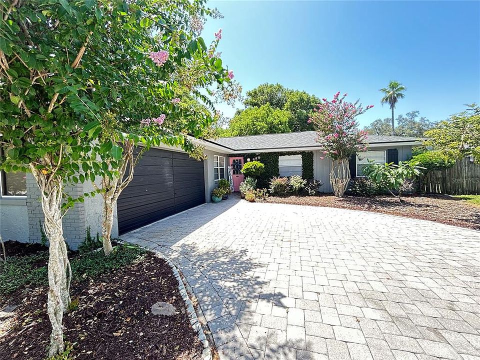 1st image of 685 GRACKLE DRIVE