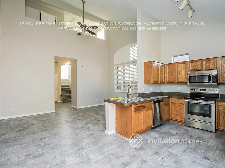 9912 E Escondido Ave — Photo 4