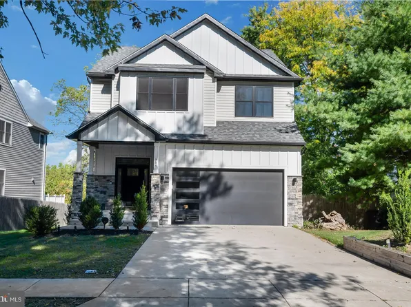 708 Caledonia St, Philadelphia, PA 19128