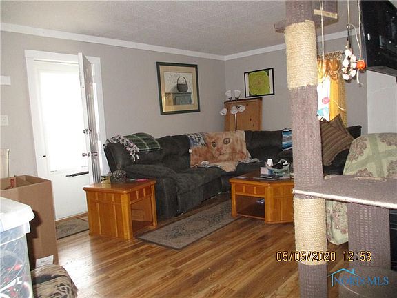 5th image of 313 Lafayette St