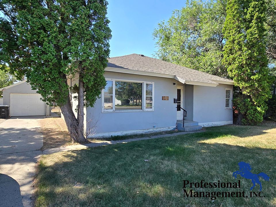 1st image of 1926 Broadwater Ave