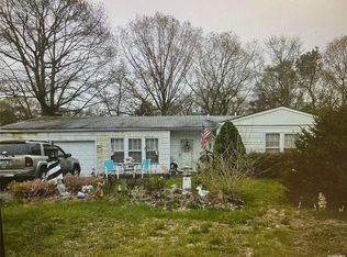 12 Northridge Dr, Coram, NY 11727