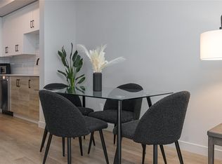 2465 Gateway Rd #204, Langford, BC V9B 6R1