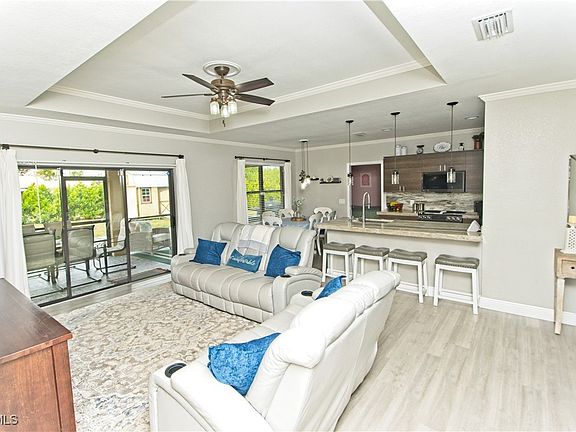 5th image of 50 Joan Ave S