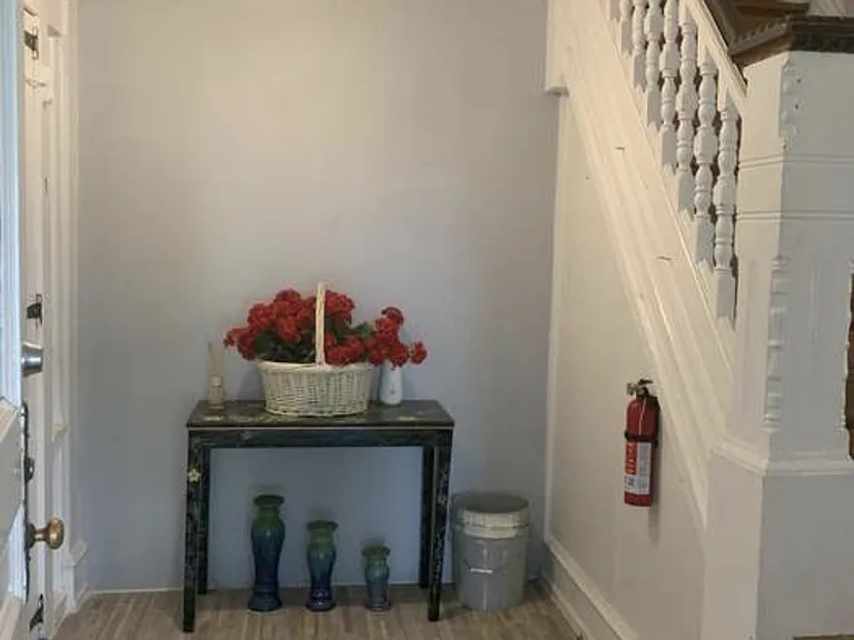 80 W La Crosse Ave #1 — Photo 3