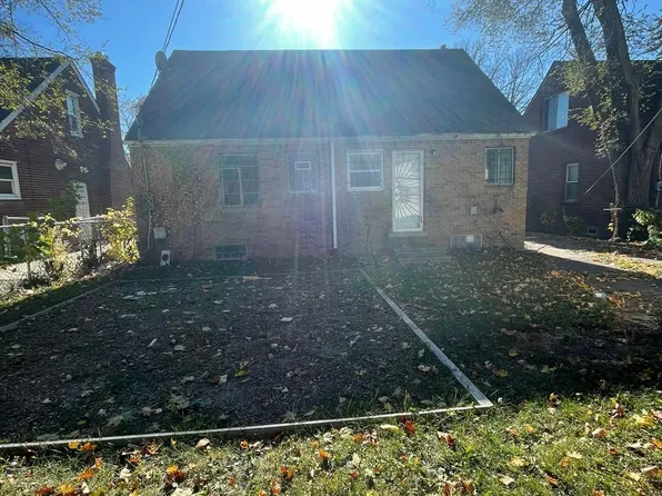 18526 Curtis St, Detroit, MI 48219
