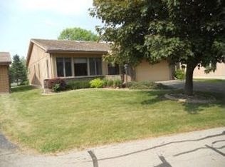 986 Beta Dr UNIT C-2, Neenah, WI 54956
