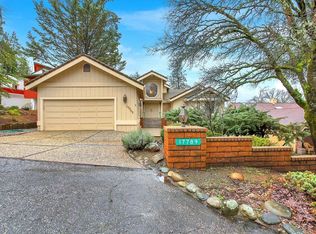 17789 Jayhawk Dr, Penn Valley, CA