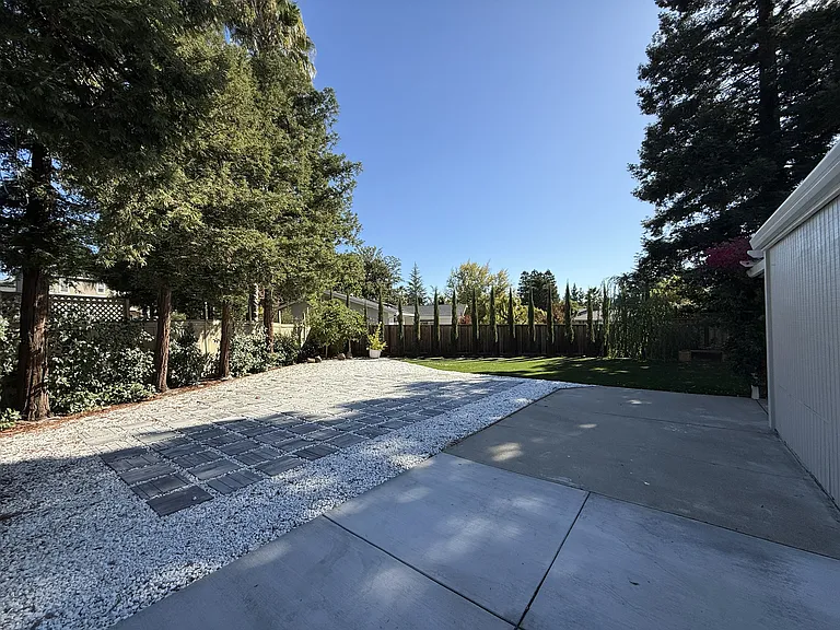 328 Flaming Oak Dr — Photo 27